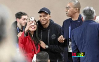 姆巴佩 連續兩場半場即被換下