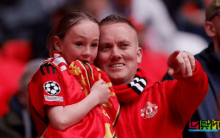 曼聯(lián) 給購買 足總杯 決賽的16歲以下球迷30鎊補(bǔ)貼