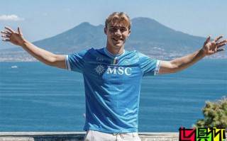 霍伊倫：我在 曼聯 取得進步，加盟 那不勒斯 準備好再證明自己