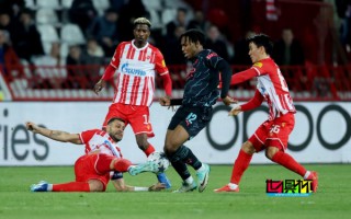 20多名 曼城 球迷被 貝爾格萊德紅星 球迷伏擊