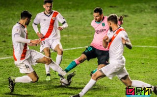 國王杯巴薩客場2-1逆轉巴列卡諾，梅西創國王杯隊史紀錄