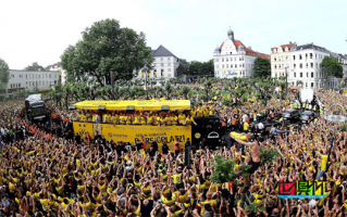 多特蒙德 提前籌備德甲奪冠慶典游行