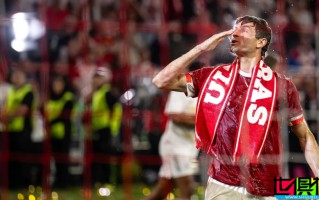 托馬斯·穆勒 之夜：獎盤和啤酒，淚點與笑點