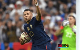 姆巴佩：吊射？觀察直布羅陀門將很久，不懂他那么激進干嘛