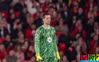 什琴斯尼 8次撲救，創(chuàng) 巴薩 近20年歐冠零封紀錄