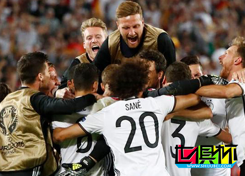 2016年7月3日歐洲杯1/4決賽德國點球大戰(zhàn)7-6淘汰意大利進(jìn)入決賽-第5張圖片-世俱杯 2016年7月3日歐洲杯1/4決賽德國點球大戰(zhàn)7-6淘汰意大利進(jìn)入決賽-第5張圖片-世俱杯