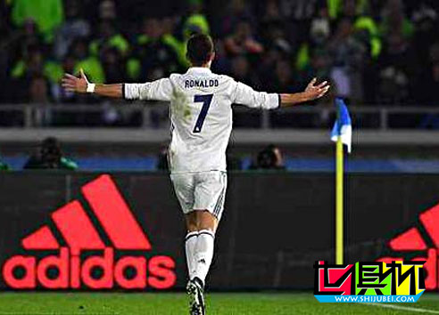 世俱杯-C羅戴帽本澤馬傳射 皇馬4-2加時奪冠-第5張圖片-世俱杯