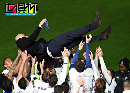 齊達內(nèi)盛贊鹿島鹿角:他們這批人能在西班牙立足-第1張圖片-世俱杯