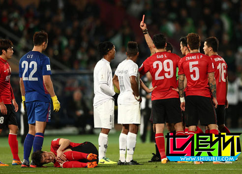 2013世俱杯上趙旭日犯規激怒小羅，報復還擊被紅牌罰下-第1張圖片-世俱杯