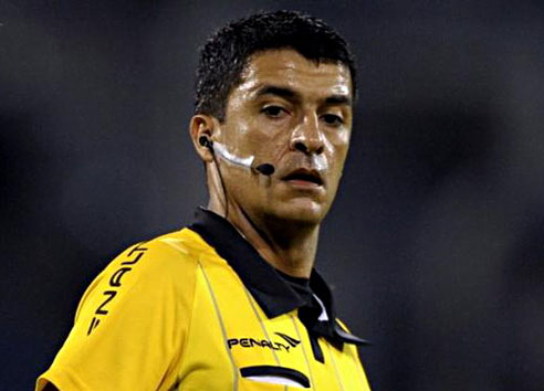 2013世俱杯巴西裁判組執法恒大首戰 金哨曾出1紅8黃-第1張圖片-世俱杯