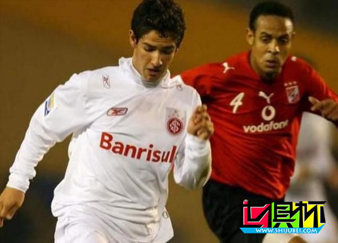 國際險勝疑似留力 巴薩若進決賽須警惕小羅二世-第1張圖片-世俱杯 國際險勝疑似留力 巴薩若進決賽須警惕小羅二世-第1張圖片-世俱杯