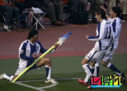 2008世俱杯-非洲王慘遭超級逆轉 帕丘卡4-2加時晉級-第1張圖片-世俱杯