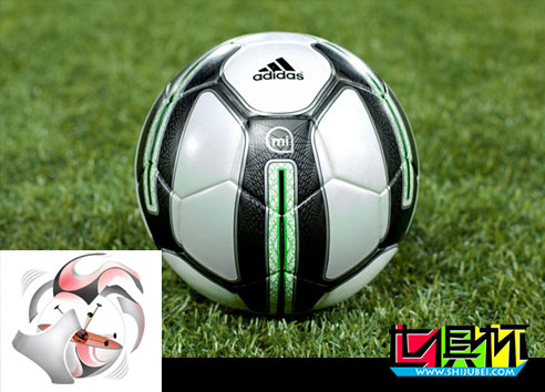 智能足球亮相2007年世俱杯決賽 球內(nèi)芯片判斷是否越線-第1張圖片-世俱杯