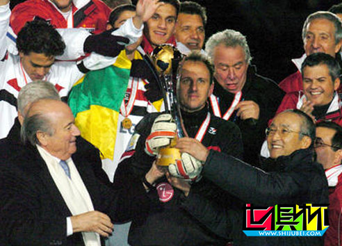 2005世俱杯,只見功利心不見新人面 全是“錢”惹得禍