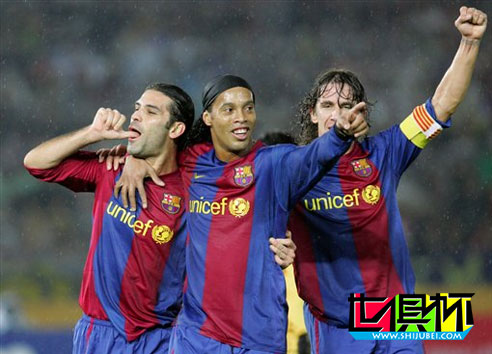 2006世俱杯-巴薩4球橫掃演完美風(fēng)暴 決賽戰(zhàn)南美王者