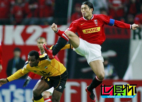 2007年世俱杯產(chǎn)生四強(qiáng) 浦和紅寶石晉級(jí)將戰(zhàn)米蘭