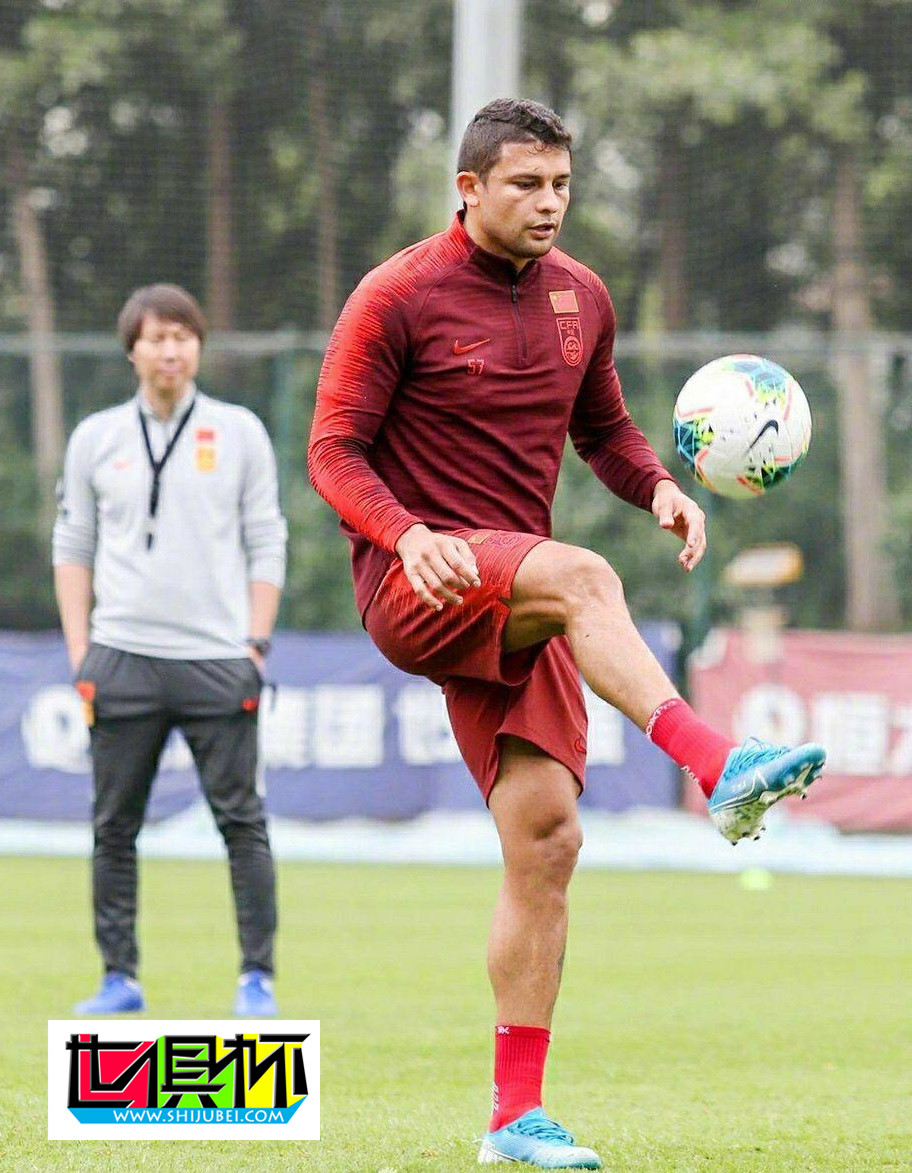 最忠誠的“歸化國腳”：6名非血緣歸化球員僅他1人在中國 -第1張圖片-世俱杯