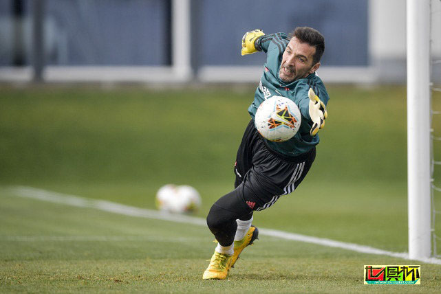 14年隊魂堅守！尤文官宣與布馮、基耶利尼續約1年 二老或終老安聯-第2張圖片-世俱杯