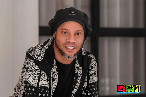 小羅在巴拉圭的監(jiān)獄中近6個月的監(jiān)禁后，終于獲準出獄-第1張圖片-世俱杯