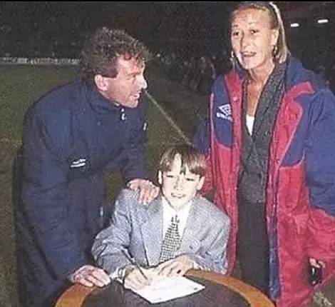 約翰·特里-第2張圖片-世俱杯 約翰·特里-第2張圖片-世俱杯