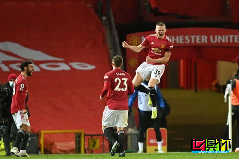 足總杯曼聯(lián)1-0淘汰西漢姆晉級8強,替補出場的麥克托米奈破門制勝-第1張圖片-世俱杯 足總杯曼聯(lián)1-0淘汰西漢姆晉級8強,替補出場的麥克托米奈破門制勝-第1張圖片-世俱杯