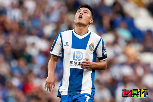 武磊替補(bǔ)出場(chǎng)表現(xiàn)不佳停球失誤,單刀變回傳錯(cuò)失破門良機(jī)-第1張圖片-世俱杯 武磊替補(bǔ)出場(chǎng)表現(xiàn)不佳停球失誤,單刀變回傳錯(cuò)失破門良機(jī)-第1張圖片-世俱杯