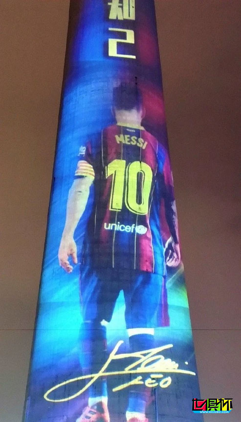 中國球迷致敬梅西點亮天津天塔，上演了一場“燈光秀”-第3張圖片-世俱杯