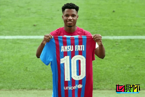 西媒：巴薩遇難題，梅西10號球衣接班人法蒂傷勢恢復放緩-第1張圖片-世俱杯