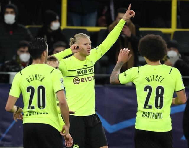 哈蘭德再次成為焦點，1.5 億巨星 18 分鐘 2 球-第1張圖片-世俱杯