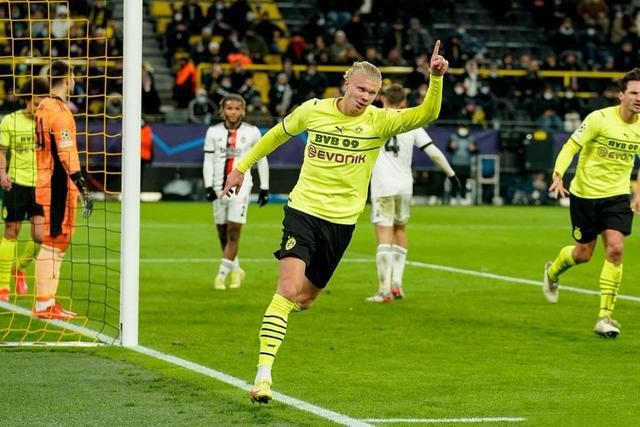 哈蘭德再次成為焦點，1.5 億巨星 18 分鐘 2 球-第2張圖片-世俱杯