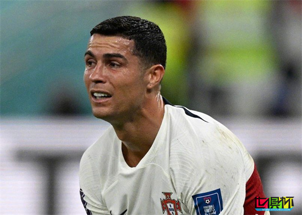 英雄遲暮 C羅淚灑球場-第1張圖片-世俱杯