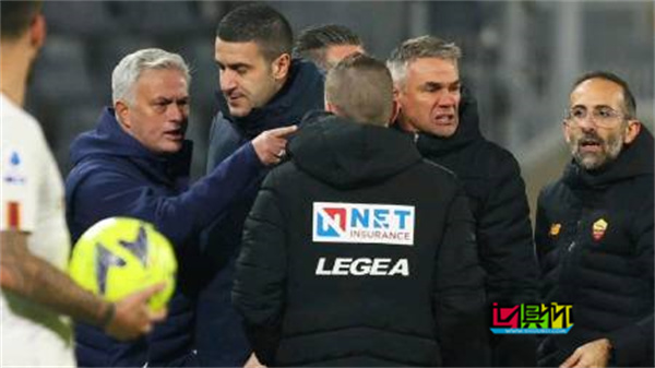 與穆帥沖突的第四官員不會(huì)受到處罰-第1張圖片-世俱杯