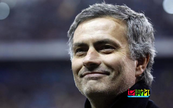 穆里尼奧反懟戈麥斯:我咳嗽但不會喝糖漿-第1張圖片-世俱杯 穆里尼奧反懟戈麥斯:我咳嗽但不會喝糖漿-第1張圖片-世俱杯