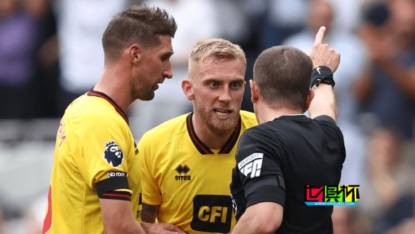 職業(yè)足球比賽擬進(jìn)行罰人實(shí)驗(yàn),只要對裁判有異議就離場10分鐘-第1張圖片-世俱杯 職業(yè)足球比賽擬進(jìn)行罰人實(shí)驗(yàn),只要對裁判有異議就離場10分鐘-第1張圖片-世俱杯