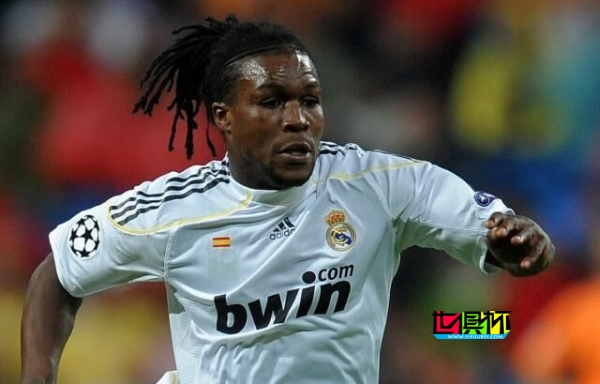 36歲荷蘭邊鋒德倫特第二次退役-第1張圖片-世俱杯 36歲荷蘭邊鋒德倫特第二次退役-第1張圖片-世俱杯