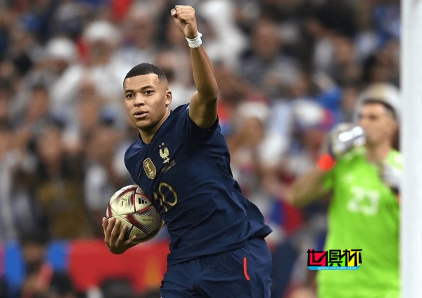 姆巴佩：吊射？觀察直布羅陀門將很久，不懂他那么激進(jìn)干嘛-第1張圖片-世俱杯