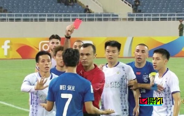 韋世豪因惡意犯規亞冠停賽3場,并罰款1000美元-第1張圖片-世俱杯 韋世豪因惡意犯規亞冠停賽3場,并罰款1000美元-第1張圖片-世俱杯