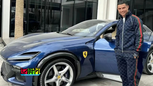 C羅 新購(gòu)一輛深藍(lán)色 法拉利，價(jià)值近50萬(wàn)英鎊-第1張圖片-世俱杯
