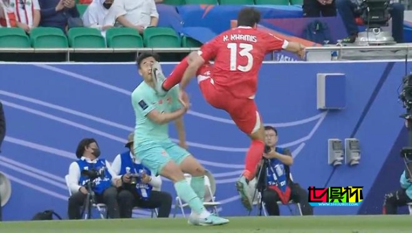 亞足聯 裁委會認定 戴偉浚 被踹應出紅牌，韓國主裁 高亨進 漏判-第1張圖片-世俱杯