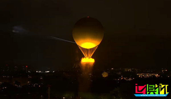 奧運(yùn)圣火照亮巴黎！-第1張圖片-世俱杯