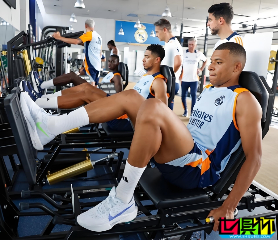 姆巴佩 曬 皇馬 首次訓(xùn)練-第3張圖片-世俱杯