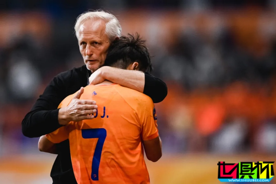 沖上滇峰！云南玉昆 成功沖超，成為云南首支 中超 球隊-第2張圖片-世俱杯