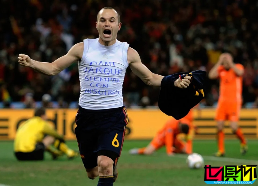 西班牙 傳奇球星 伊涅斯塔 官宣退役-第8張圖片-世俱杯