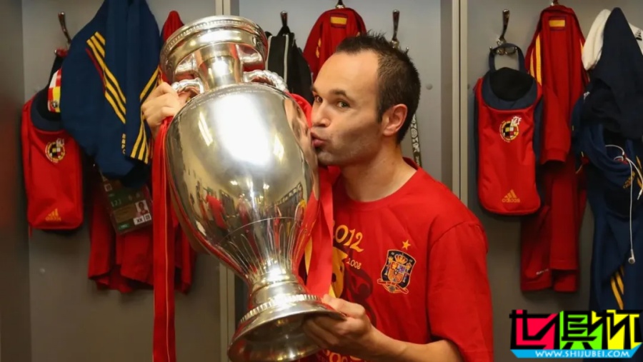 西班牙 傳奇球星 伊涅斯塔 官宣退役-第9張圖片-世俱杯