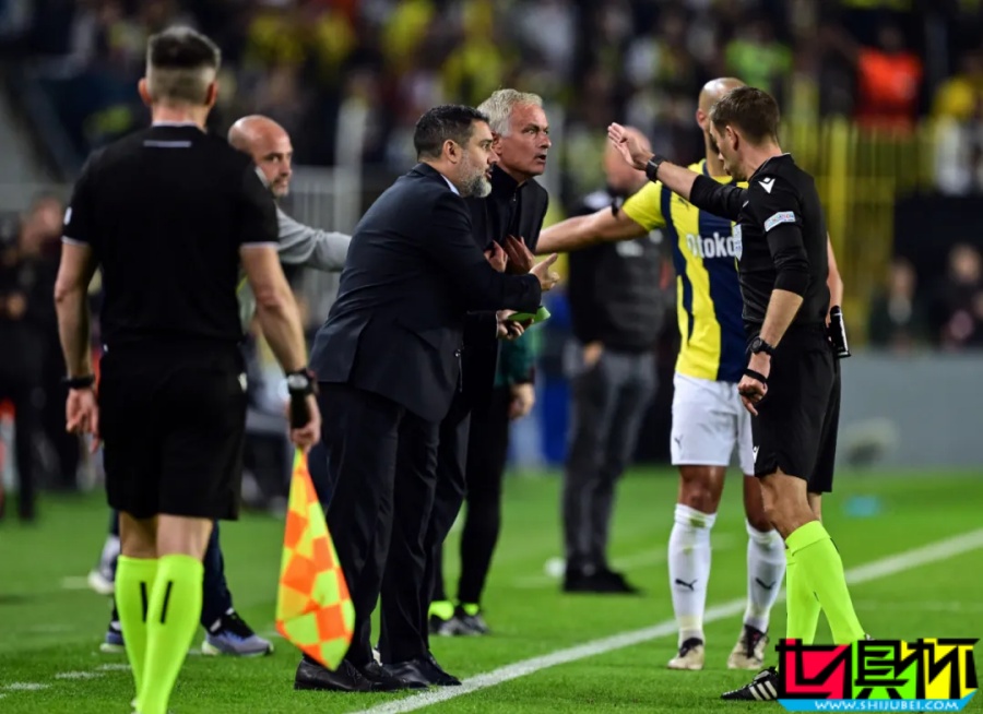 曼聯 新舊主帥對決,穆里尼奧 面前 滕哈格 只能當配角?-第2張圖片-世俱杯 曼聯 新舊主帥對決,穆里尼奧 面前 滕哈格 只能當配角?-第2張圖片-世俱杯