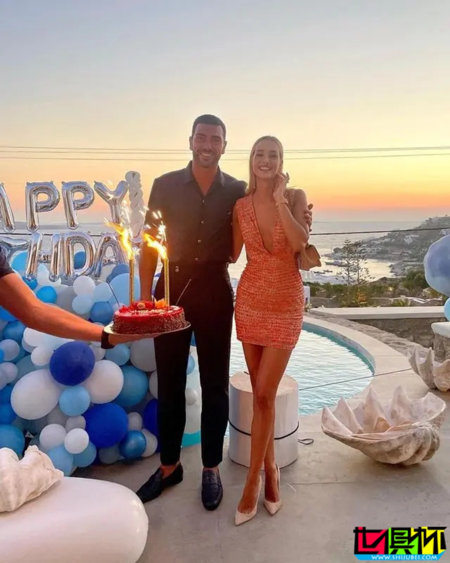 前 泰山 球員 佩萊 妻子 瓦爾加 官宣兩人分手-第3張圖片-世俱杯