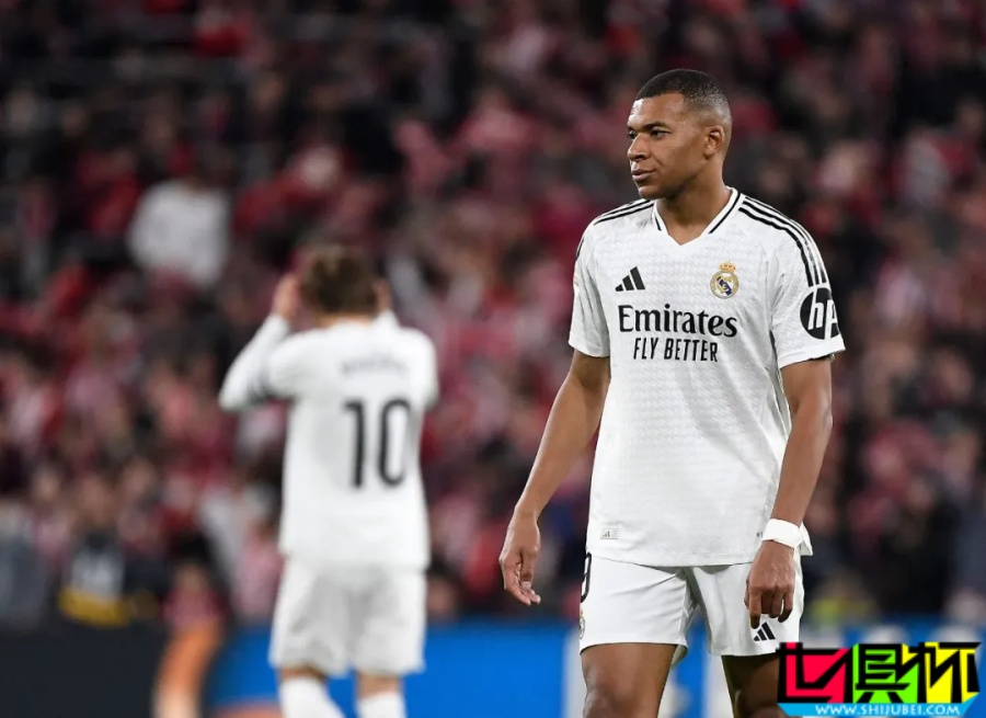 3場失2點(diǎn),姆巴佩 陷入“進(jìn)攻終結(jié)者”黑洞-第6張圖片-世俱杯 3場失2點(diǎn),姆巴佩 陷入“進(jìn)攻終結(jié)者”黑洞-第6張圖片-世俱杯