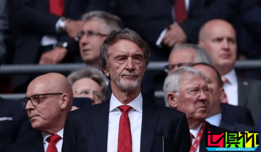 曼聯(lián) 裁員繼續(xù),內(nèi)部一些有影響力人將曼聯(lián)的衰落怪罪于 弗格森-第1張圖片-世俱杯 曼聯(lián) 裁員繼續(xù),內(nèi)部一些有影響力人將曼聯(lián)的衰落怪罪于 弗格森-第1張圖片-世俱杯