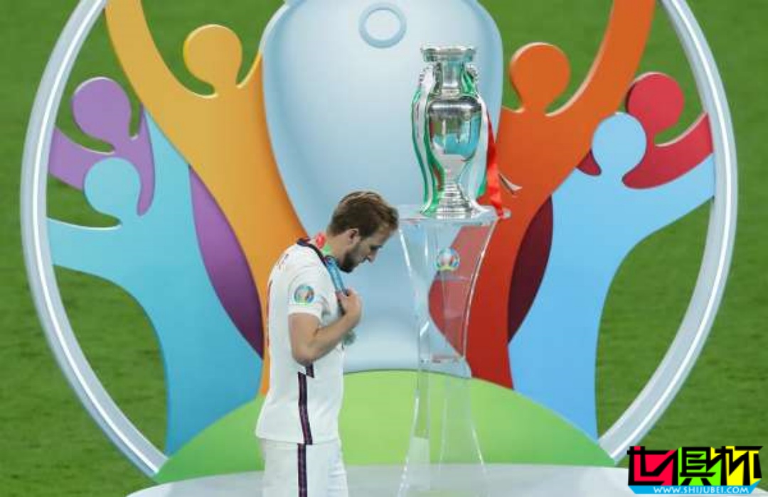 31歲 凱恩 終獲生涯首冠，一文回顧凱恩爭冠歷程-第6張圖片-世俱杯