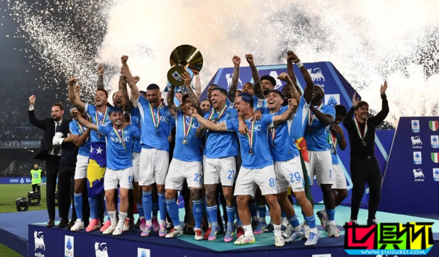 3年2冠,那不勒斯 夢回 馬拉多納 時代-第1張圖片-世俱杯 3年2冠,那不勒斯 夢回 馬拉多納 時代-第1張圖片-世俱杯